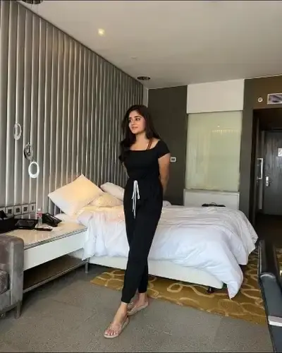Call Girls Service in Karol Bagh